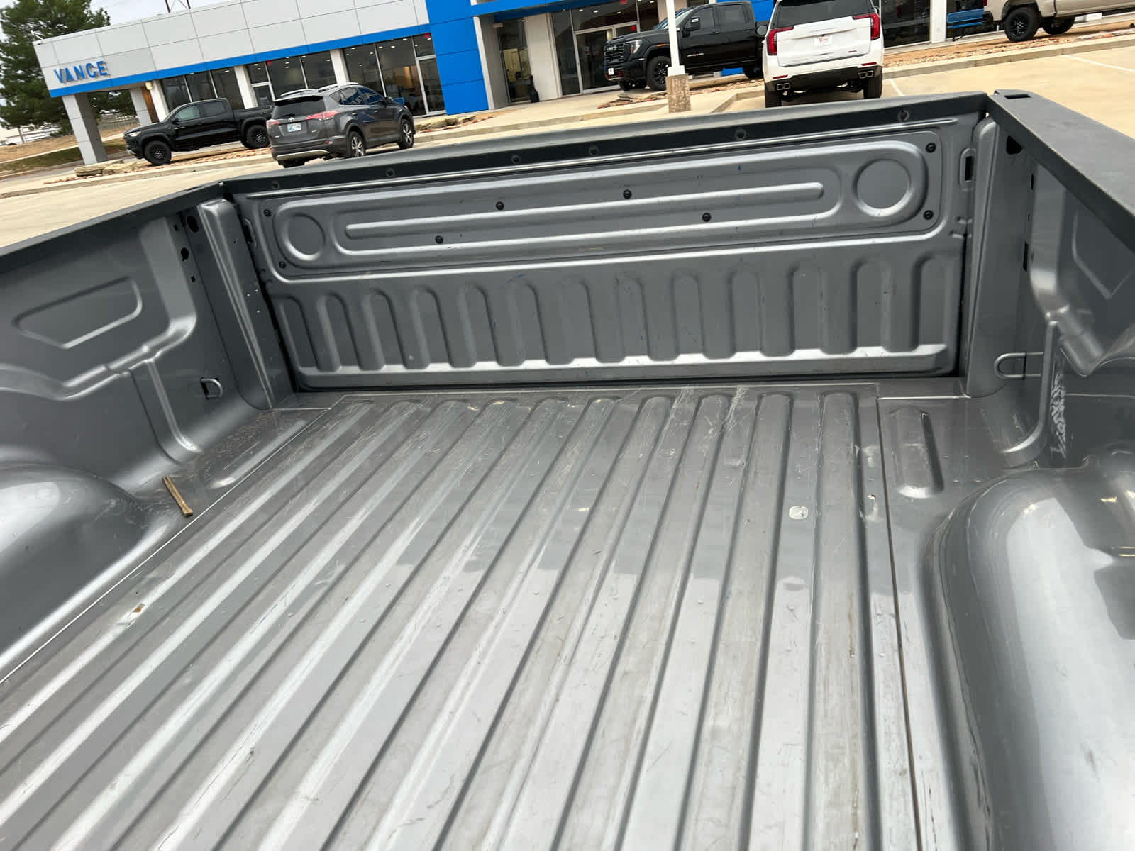 2023 RAM Ram 1500 Classic SLT Crew Cab 4x4 5'7' Box