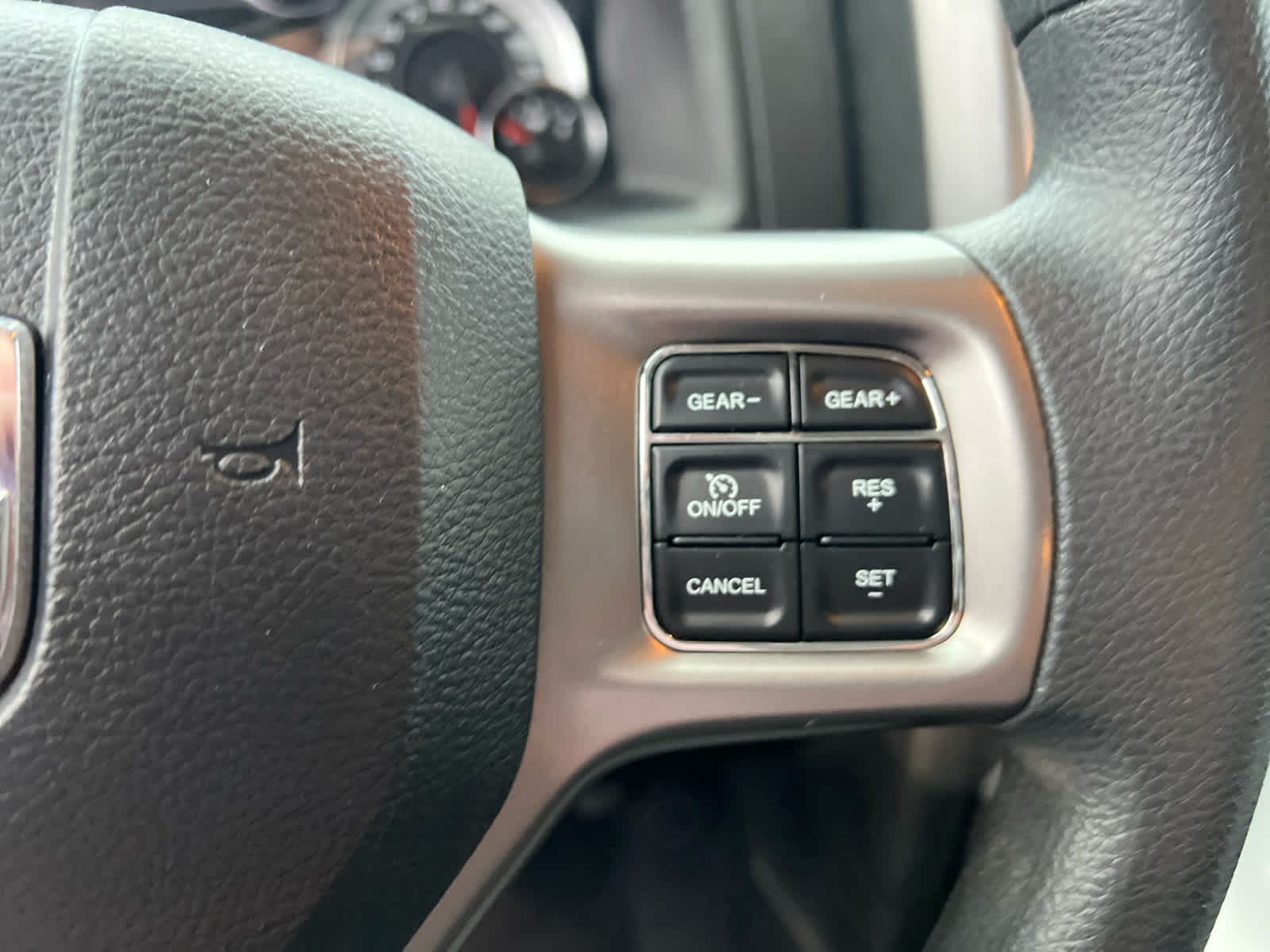 2023 RAM Ram 1500 Classic SLT Crew Cab 4x4 5'7' Box