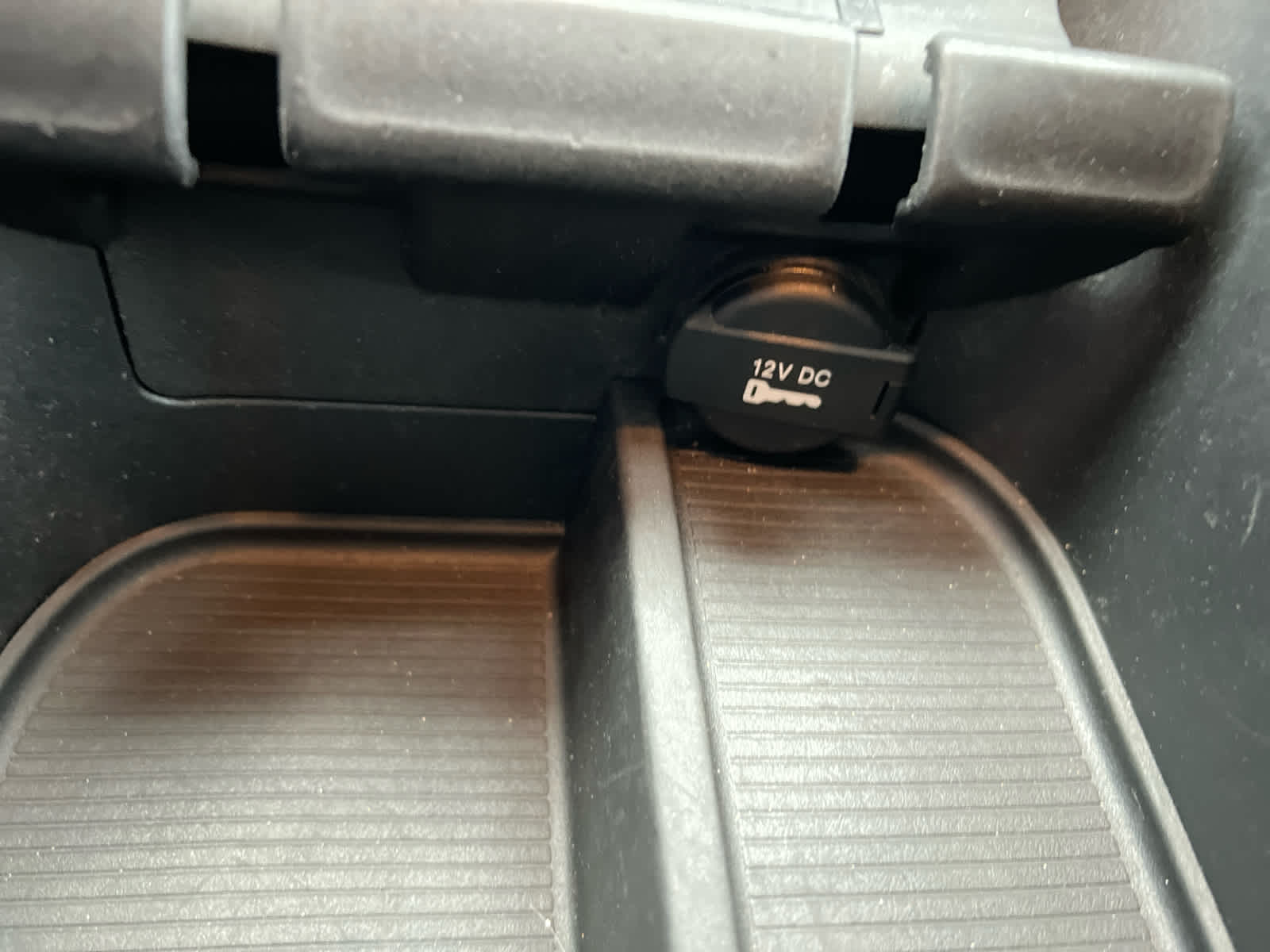 2023 RAM Ram 1500 Classic SLT Crew Cab 4x4 5'7' Box