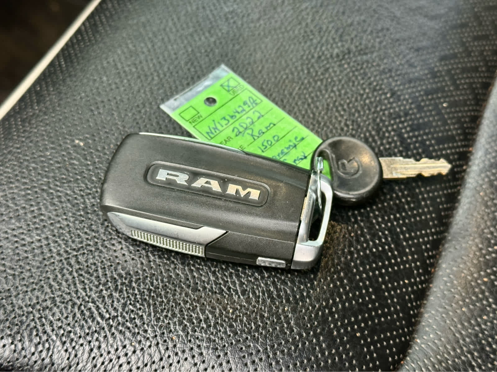 2022 RAM Ram 1500 Laramie Crew Cab 4x4 5'7' Box