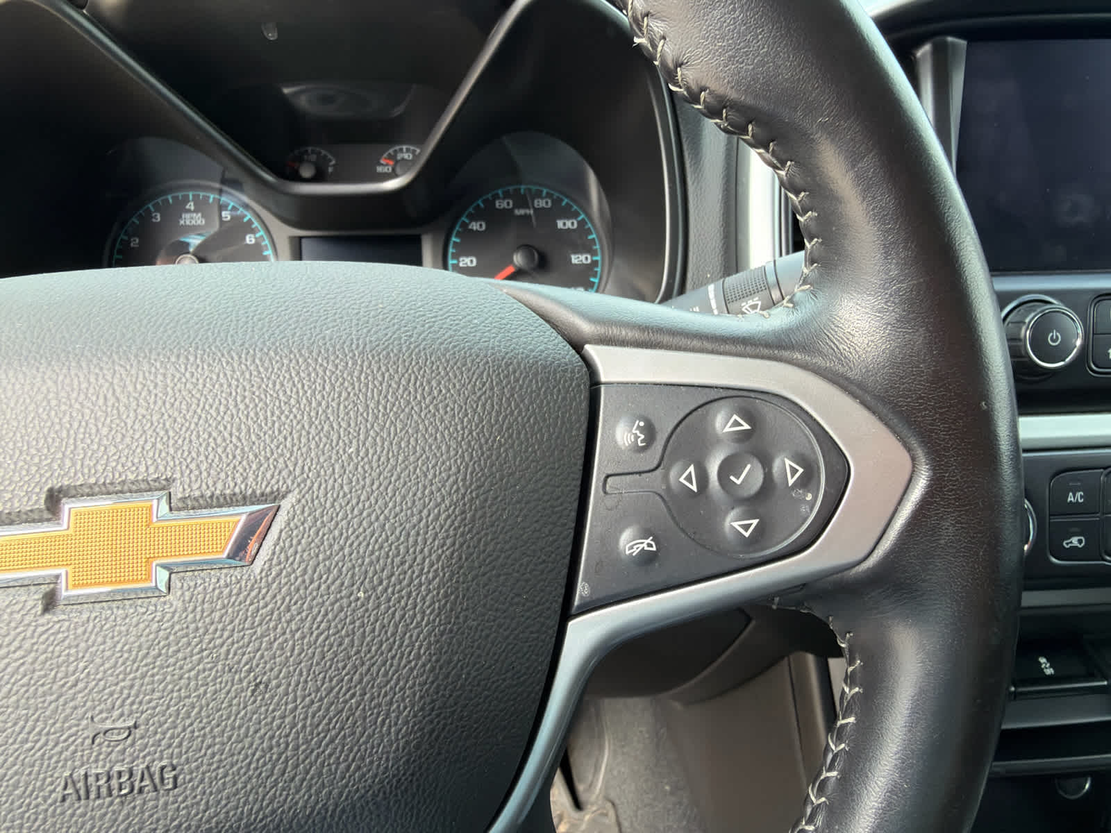 2021 Chevrolet Colorado 4WD Crew Cab Short Box LT