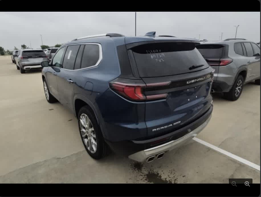 2026 GMC Acadia Denali AWD