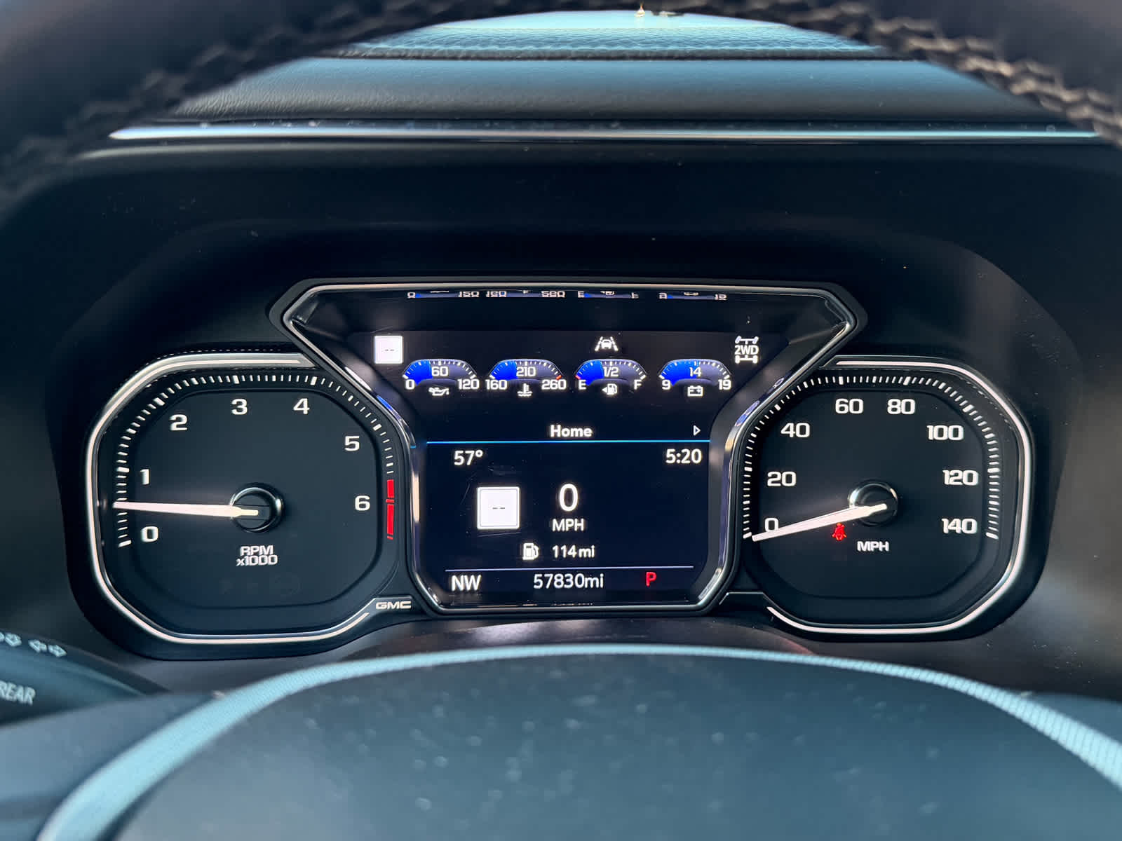 2021 GMC Yukon 4WD Denali