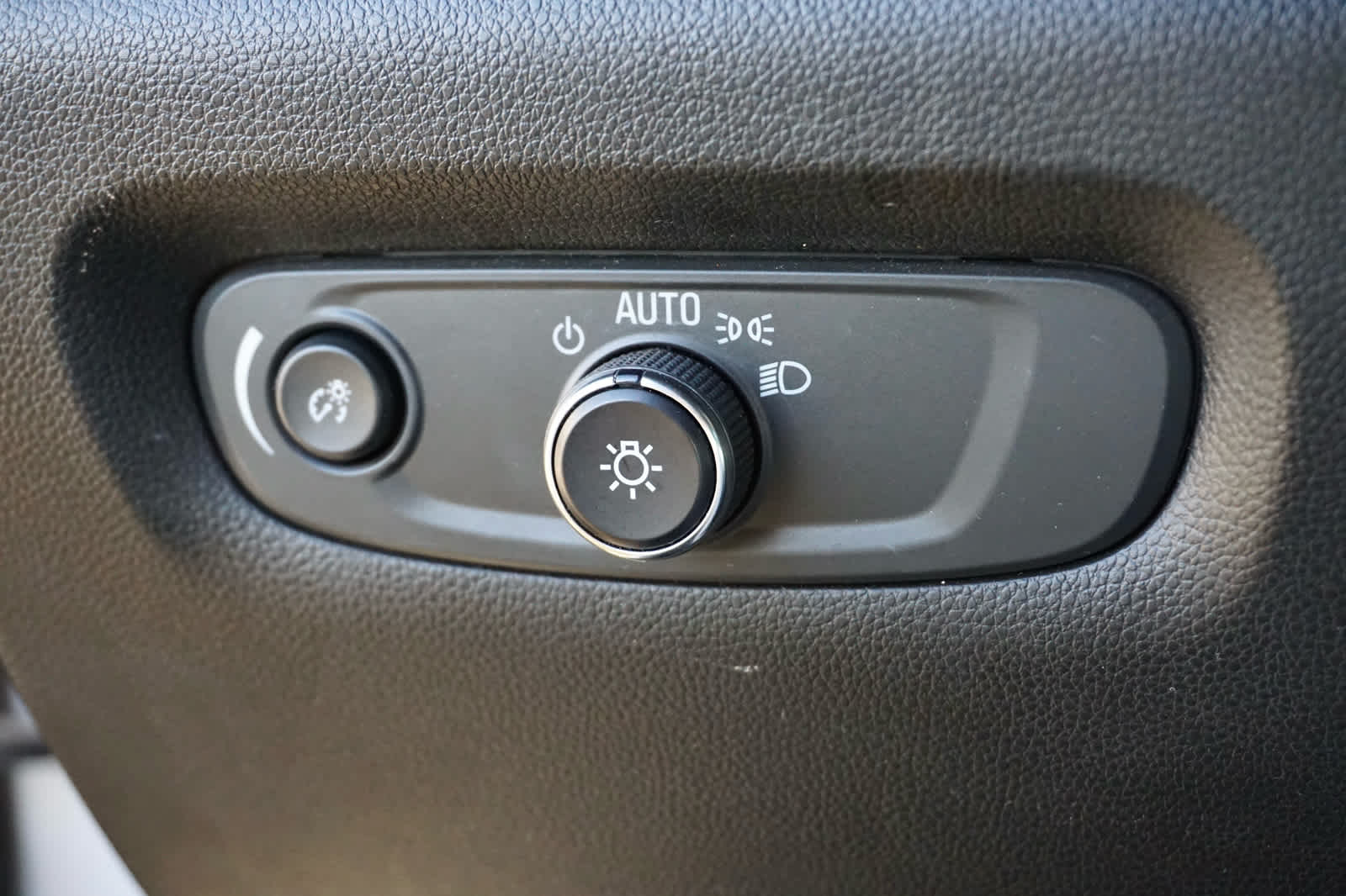 2022 Chevrolet Traverse FWD Premier