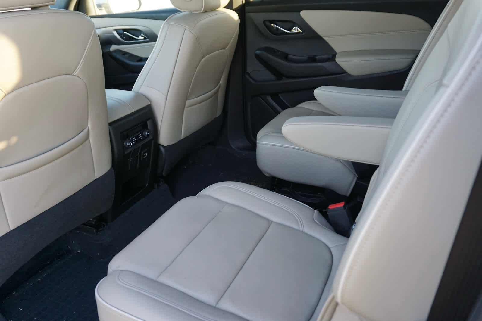 2022 Chevrolet Traverse FWD Premier