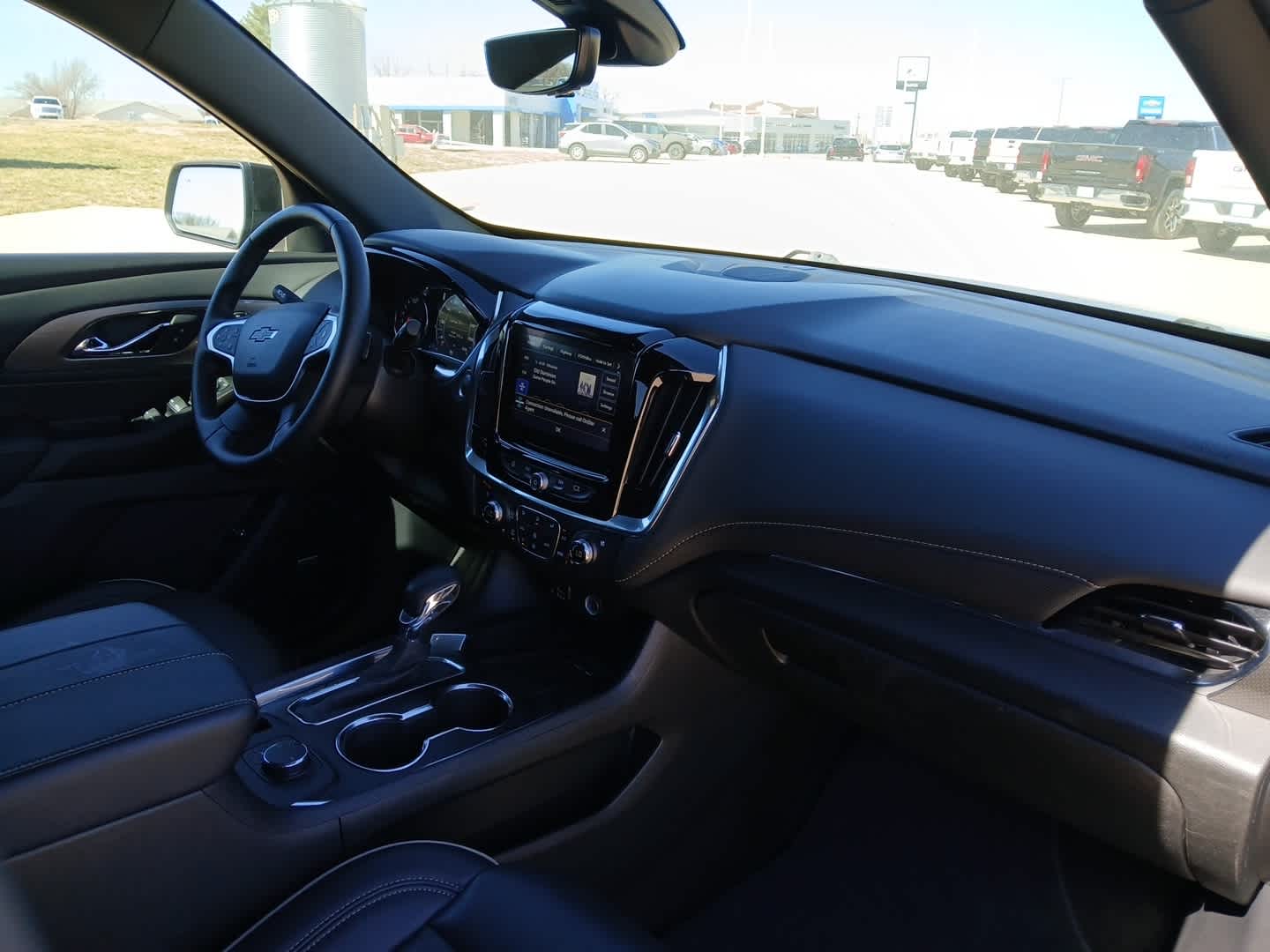 2023 Chevrolet Traverse FWD Premier