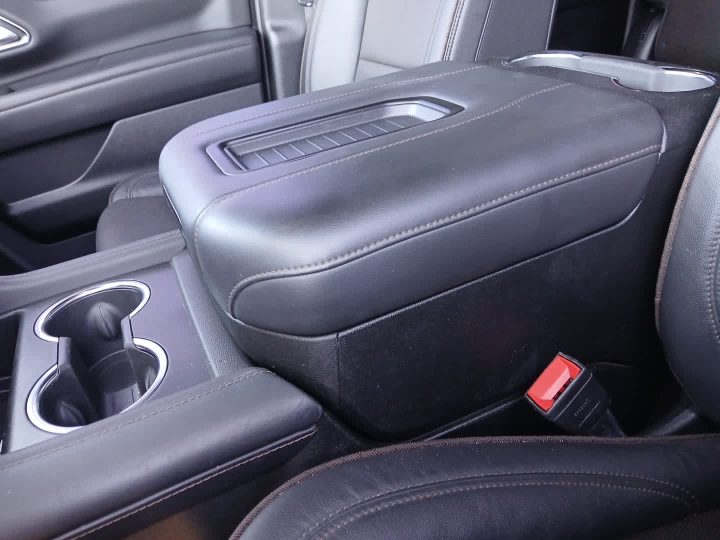 2024 Chevrolet Suburban 4WD High Country