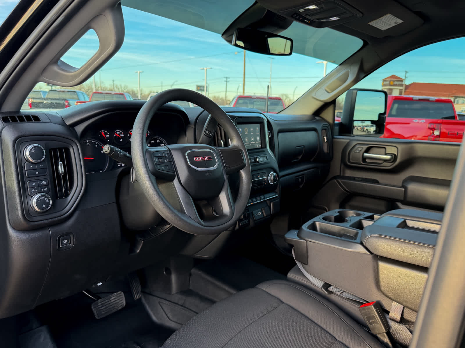 2024 GMC Sierra 2500HD 4WD Crew Cab Standard Bed Pro