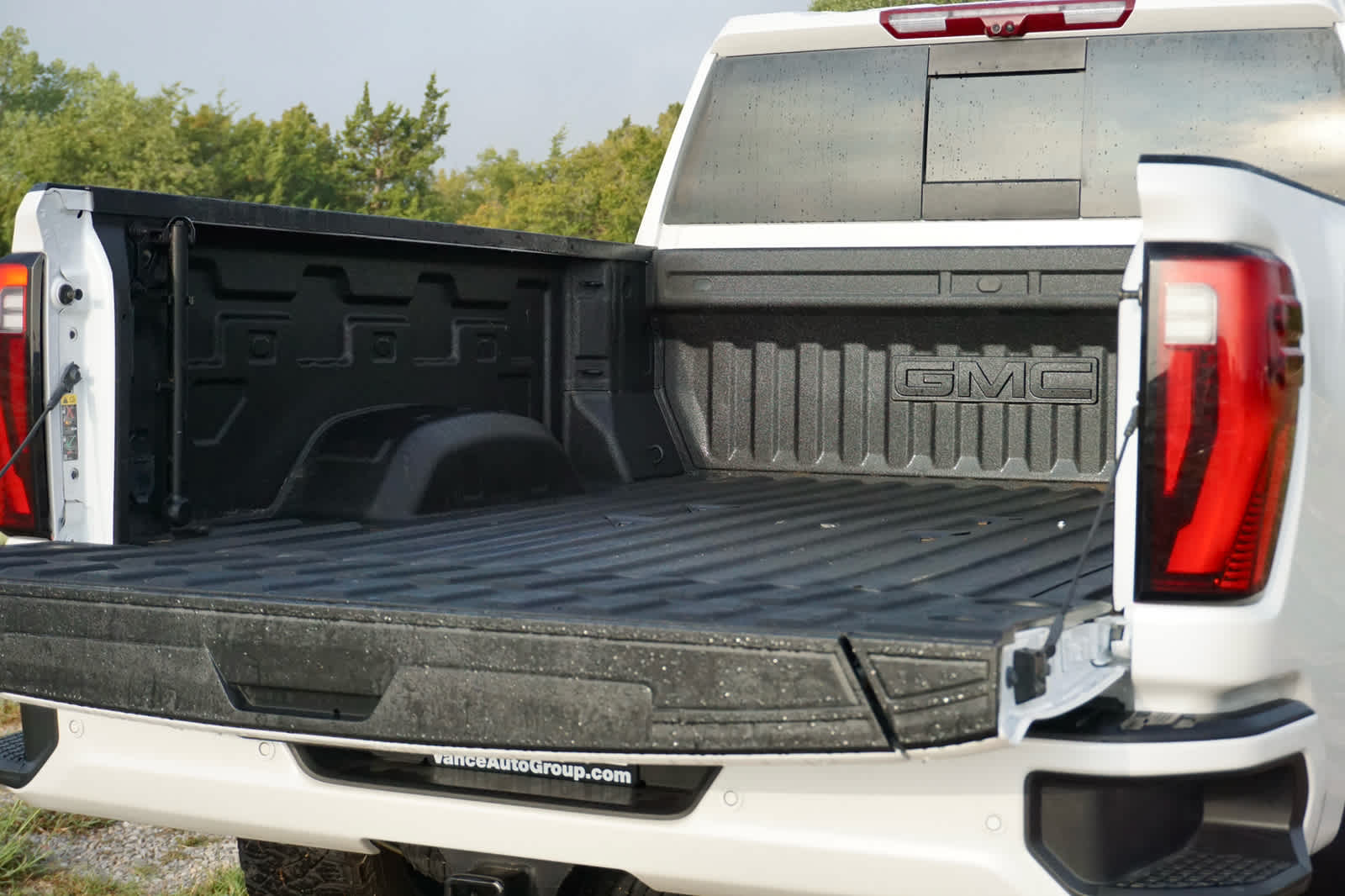 2025 GMC Sierra 2500HD 4WD Crew Cab Standard Bed Denali