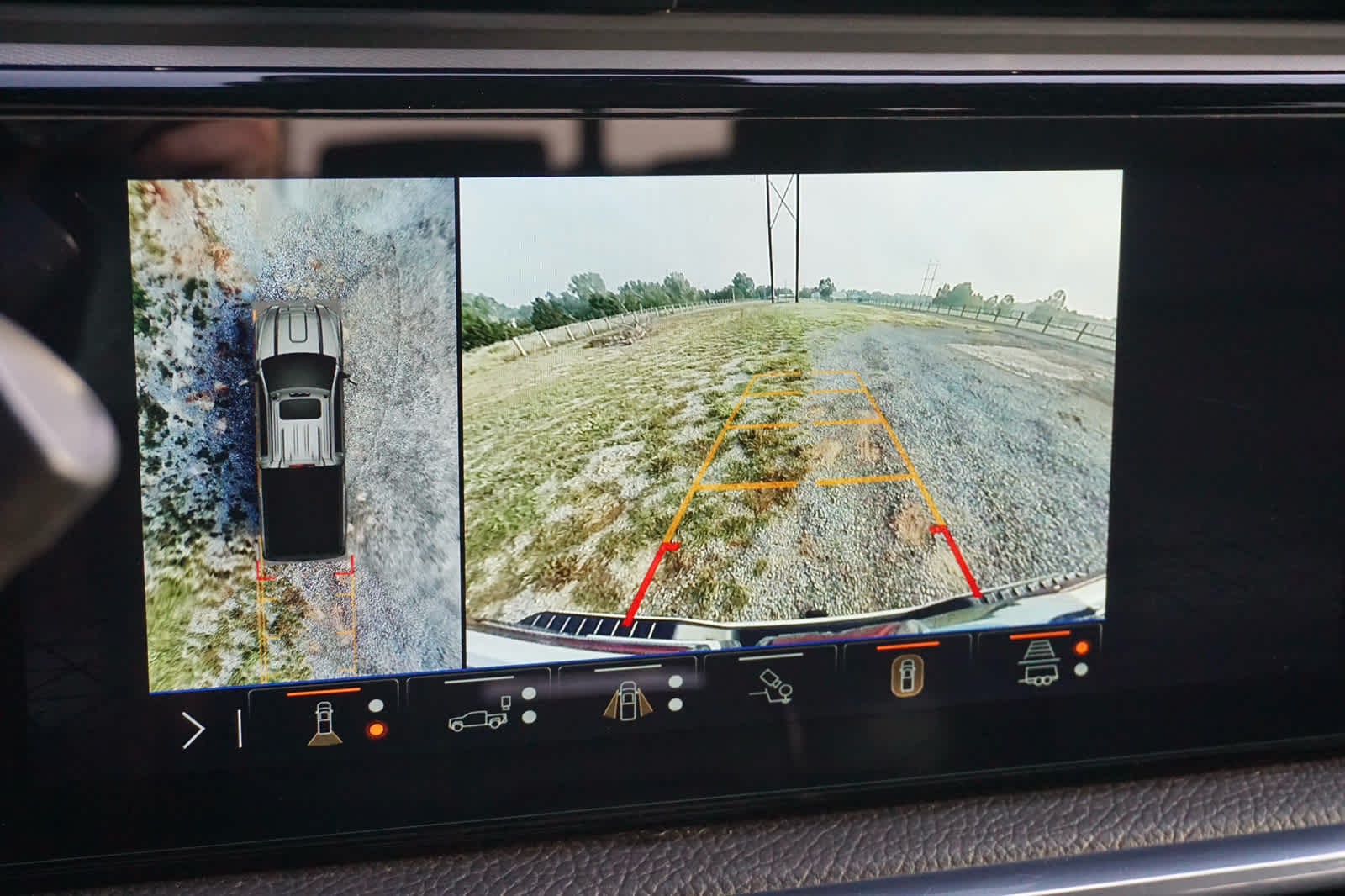 2025 GMC Sierra 2500HD 4WD Crew Cab Standard Bed Denali