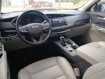 2022 Cadillac XT4 AWD Premium Luxury