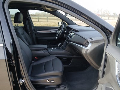 2025 Cadillac XT6 FWD Luxury