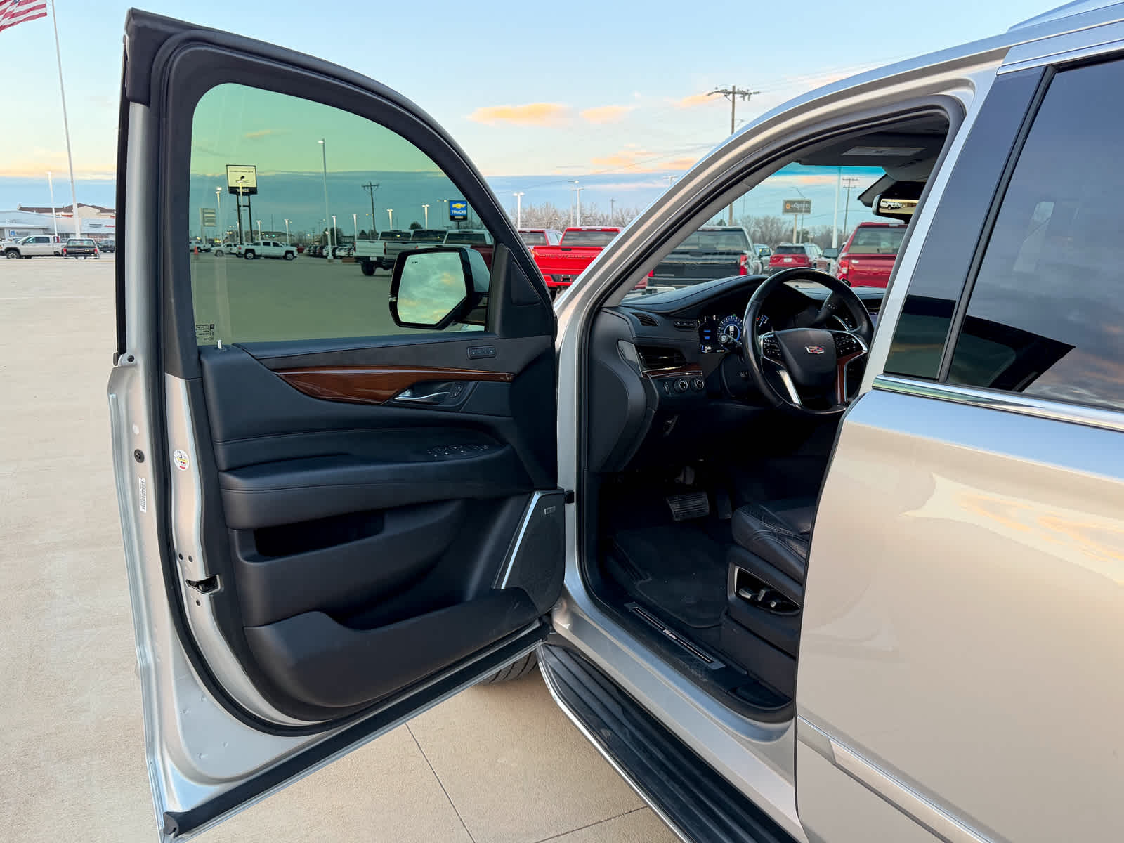 2019 Cadillac Escalade ESV Premium Luxury