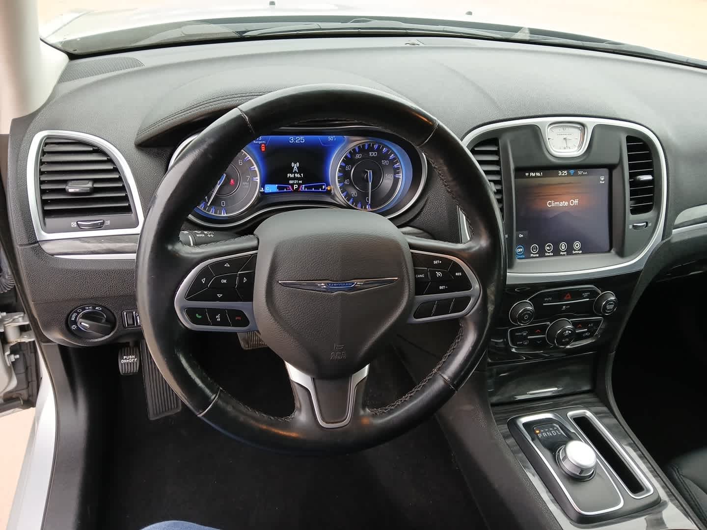 2022 Chrysler 300 Touring