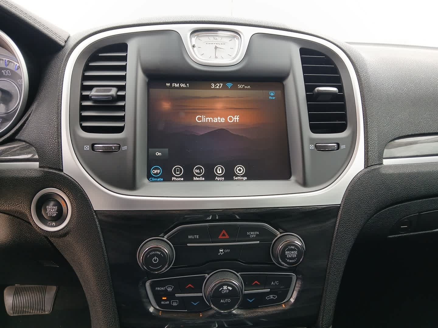 2022 Chrysler 300 Touring