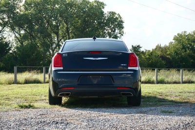 2019 Chrysler 300 Touring