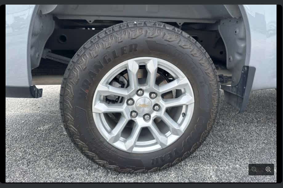 2024 Chevrolet Silverado 1500 4WD Crew Cab Short Bed LT