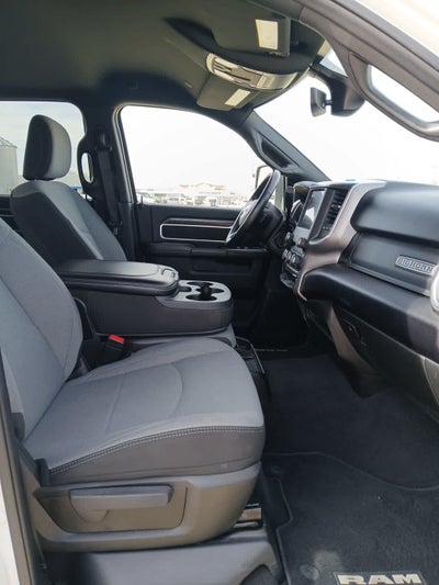2024 RAM 3500 Big Horn Crew Cab 4x4 8' Box
