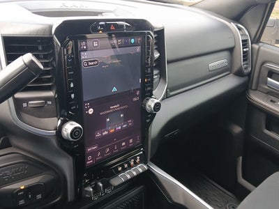 2025 RAM 3500 Big Horn Crew Cab 4x4 8' Box