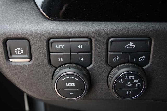 2024 Chevrolet Silverado 1500 4WD Crew Cab Short Bed LT Trail Boss