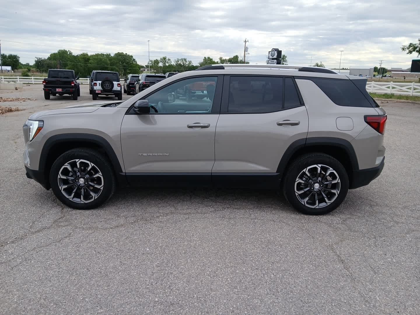 2025 GMC Terrain AWD Elevation