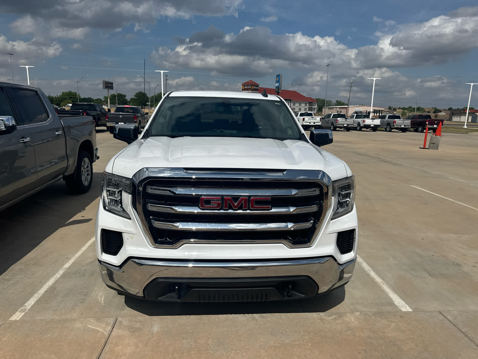 2021 GMC Sierra 1500 SLE