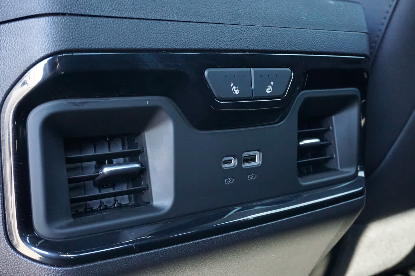 2026 GMC Sierra 1500 Crew Cab, Standard Bed, AT4, 4WD