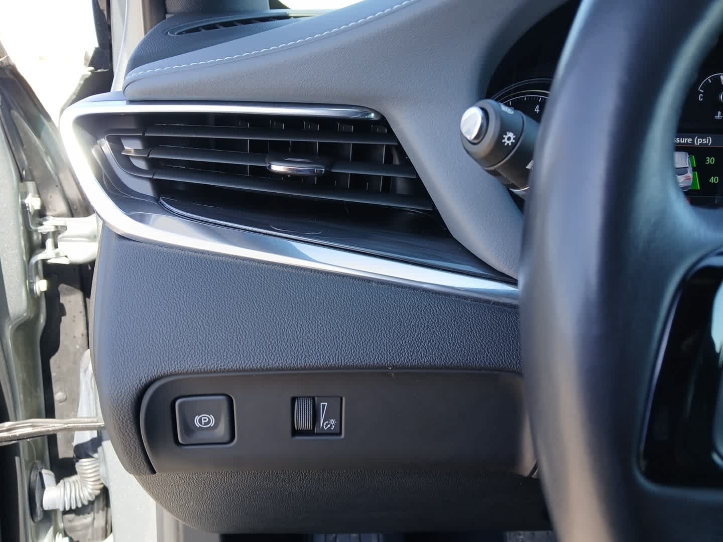 2023 Buick Enclave Essence AWD