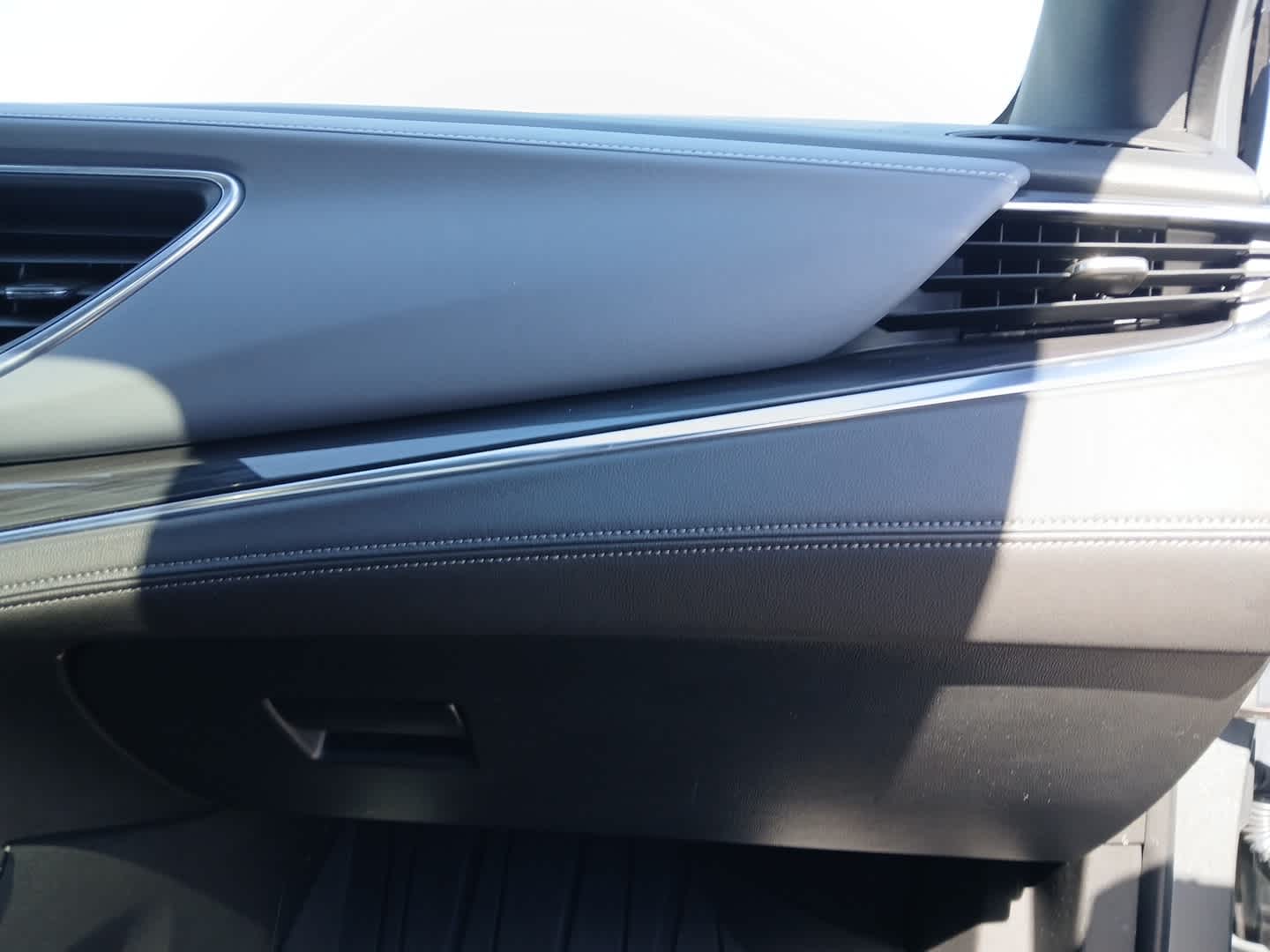 2023 Buick Enclave Essence AWD