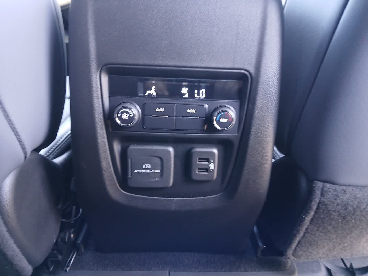 2023 Buick Enclave Essence AWD