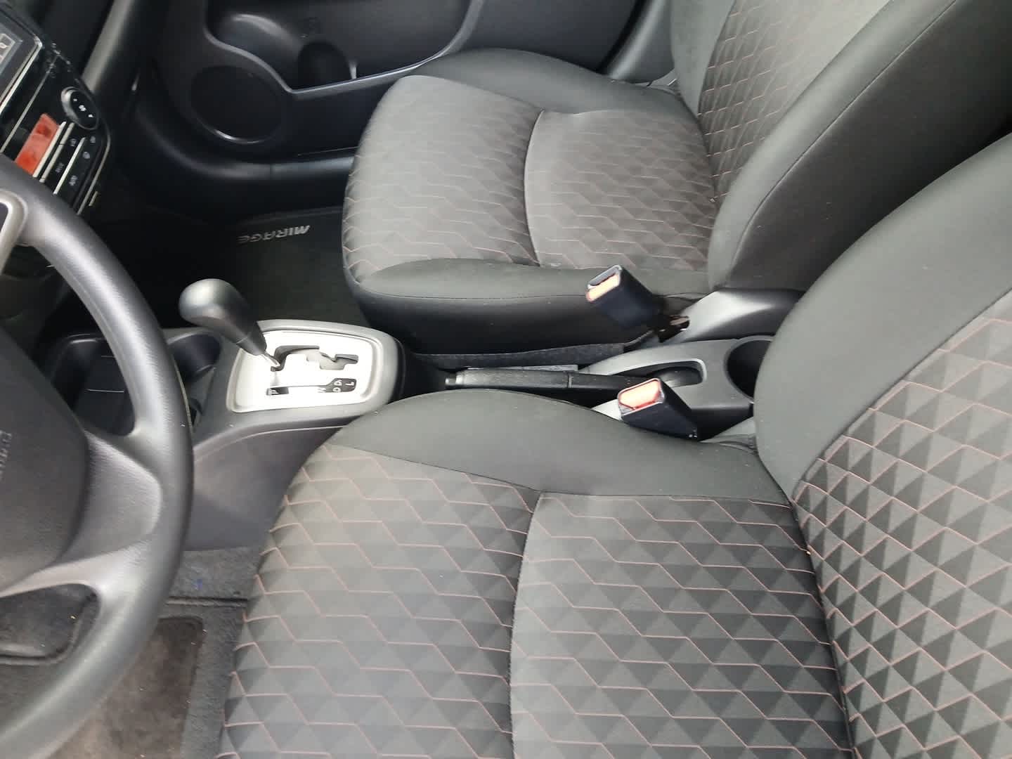 2024 Mitsubishi Mirage ES