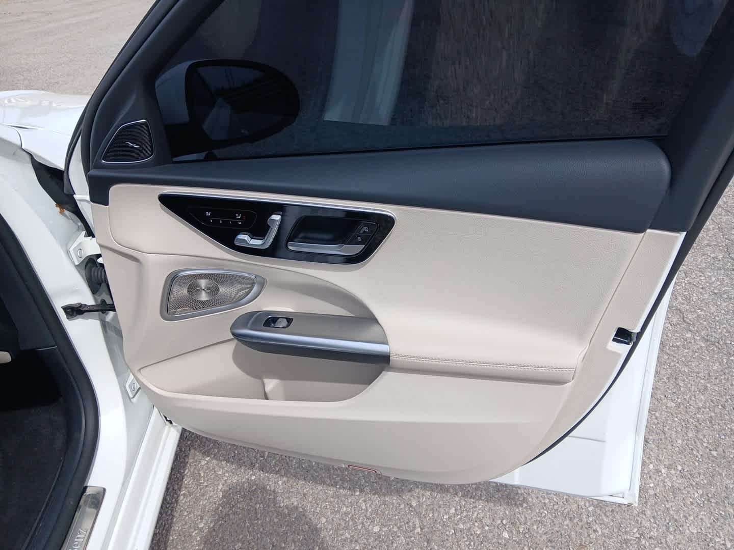 2025 Mercedes-Benz C 300 C 300