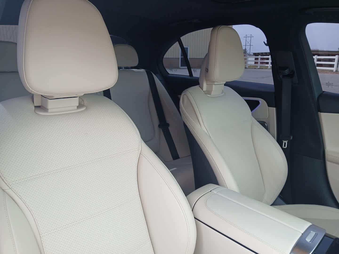 2025 Mercedes-Benz C 300 C 300