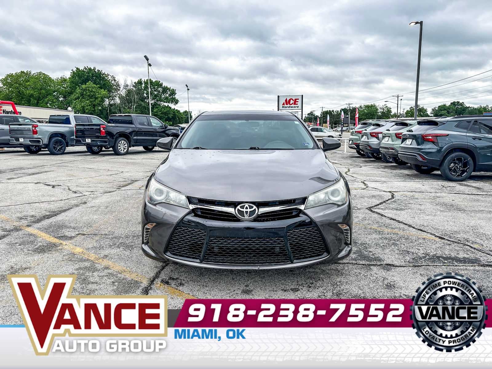 2017 Toyota Camry SE