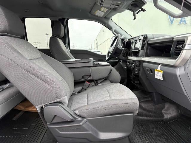 2025 Ford Super Duty F-350 SRW XL