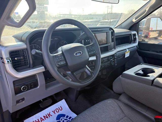 2025 Ford Super Duty F-350 DRW XL