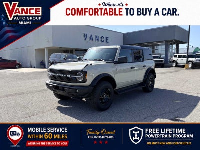 2026 Ford Bronco Outer Banks