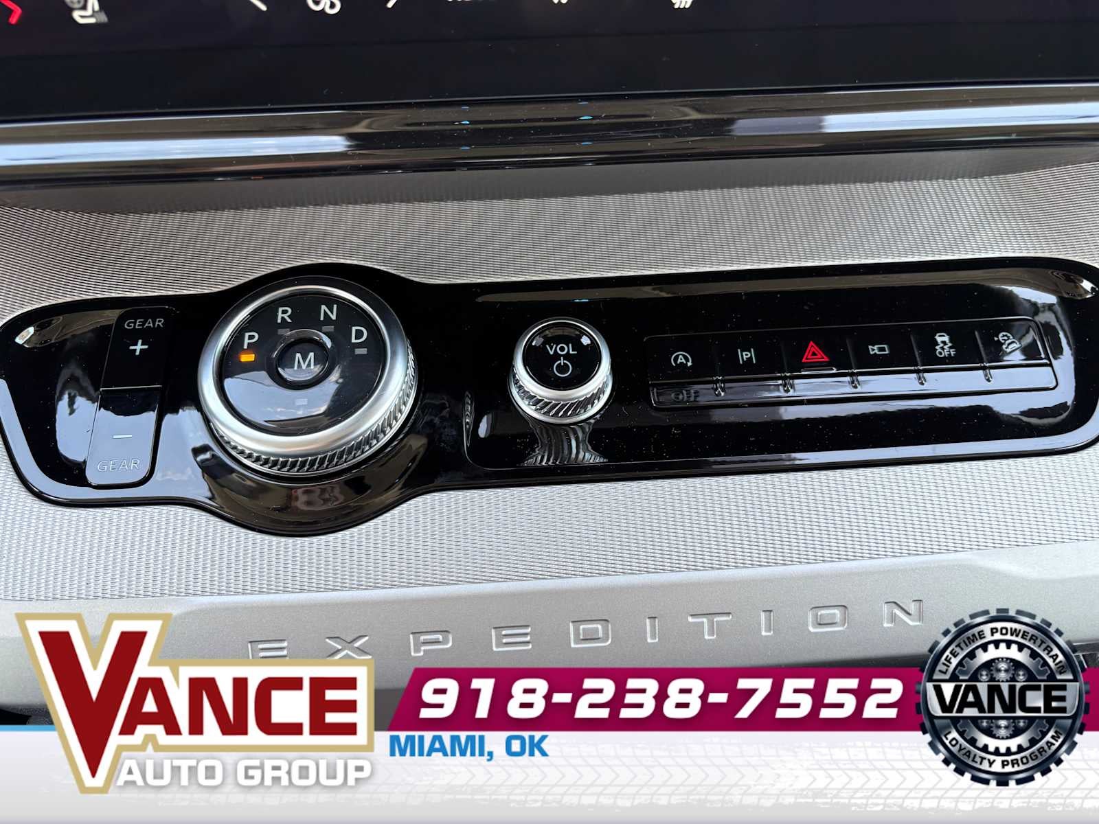 2025 Ford Expedition Active