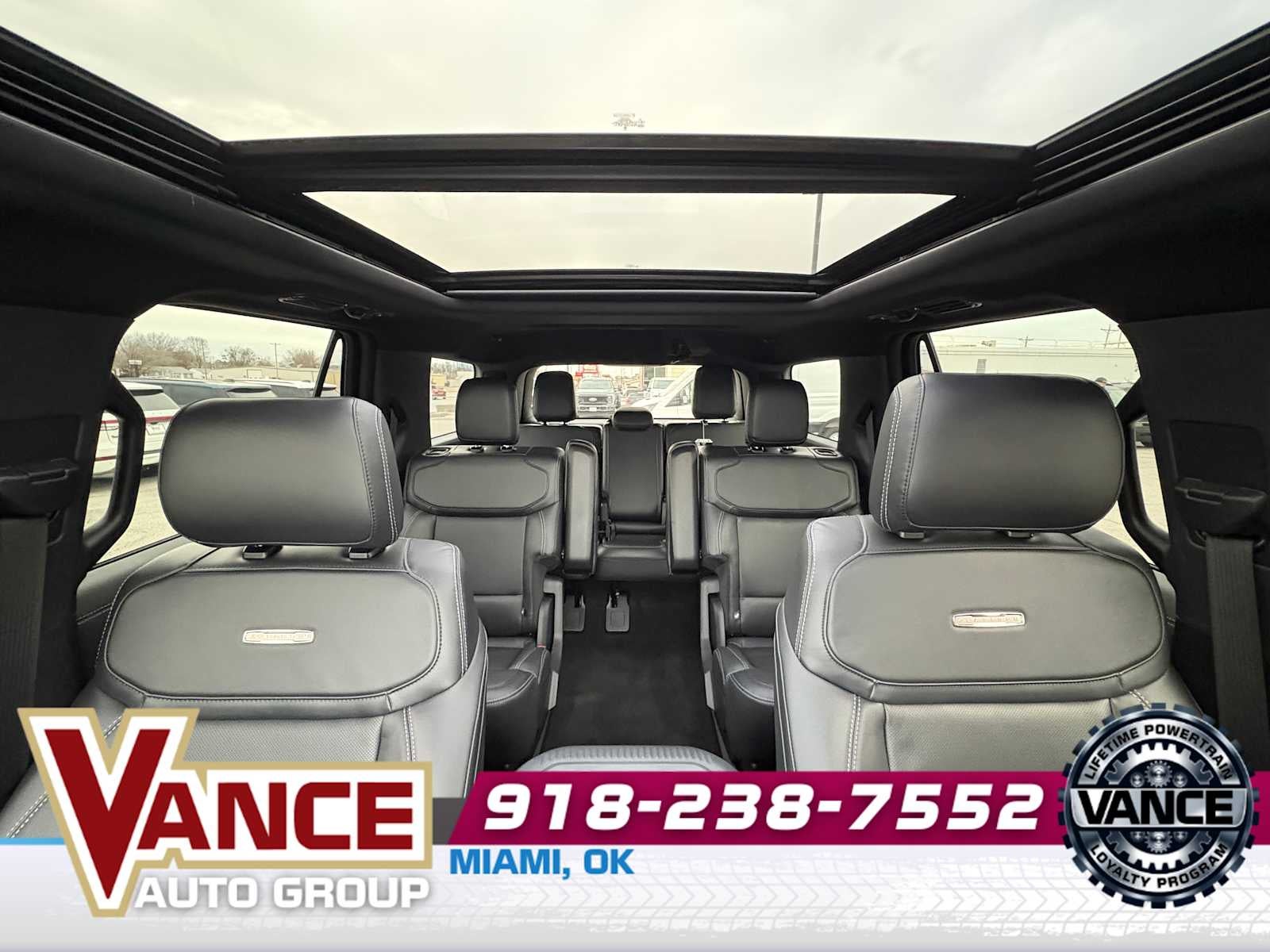 2025 Ford Expedition Platinum