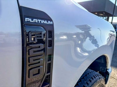 2026 Ford Super Duty F-250 SRW Platinum