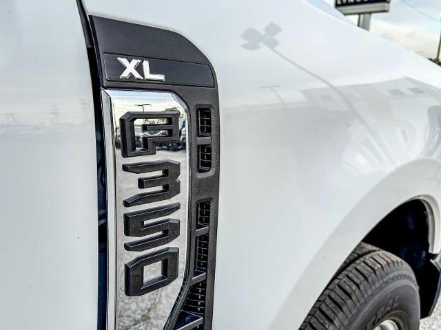 2026 Ford Super Duty F-350 SRW XL