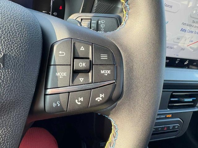 2025 Ford Maverick Lobo Standard