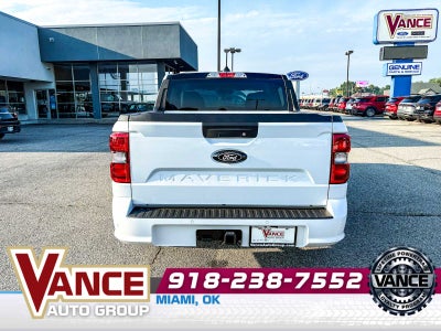 2025 Ford Maverick Lobo Standard