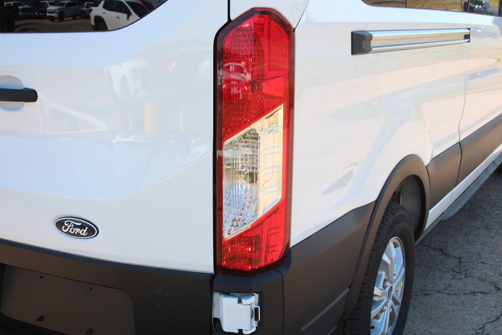 2026 Ford Transit Passenger Wagon XL