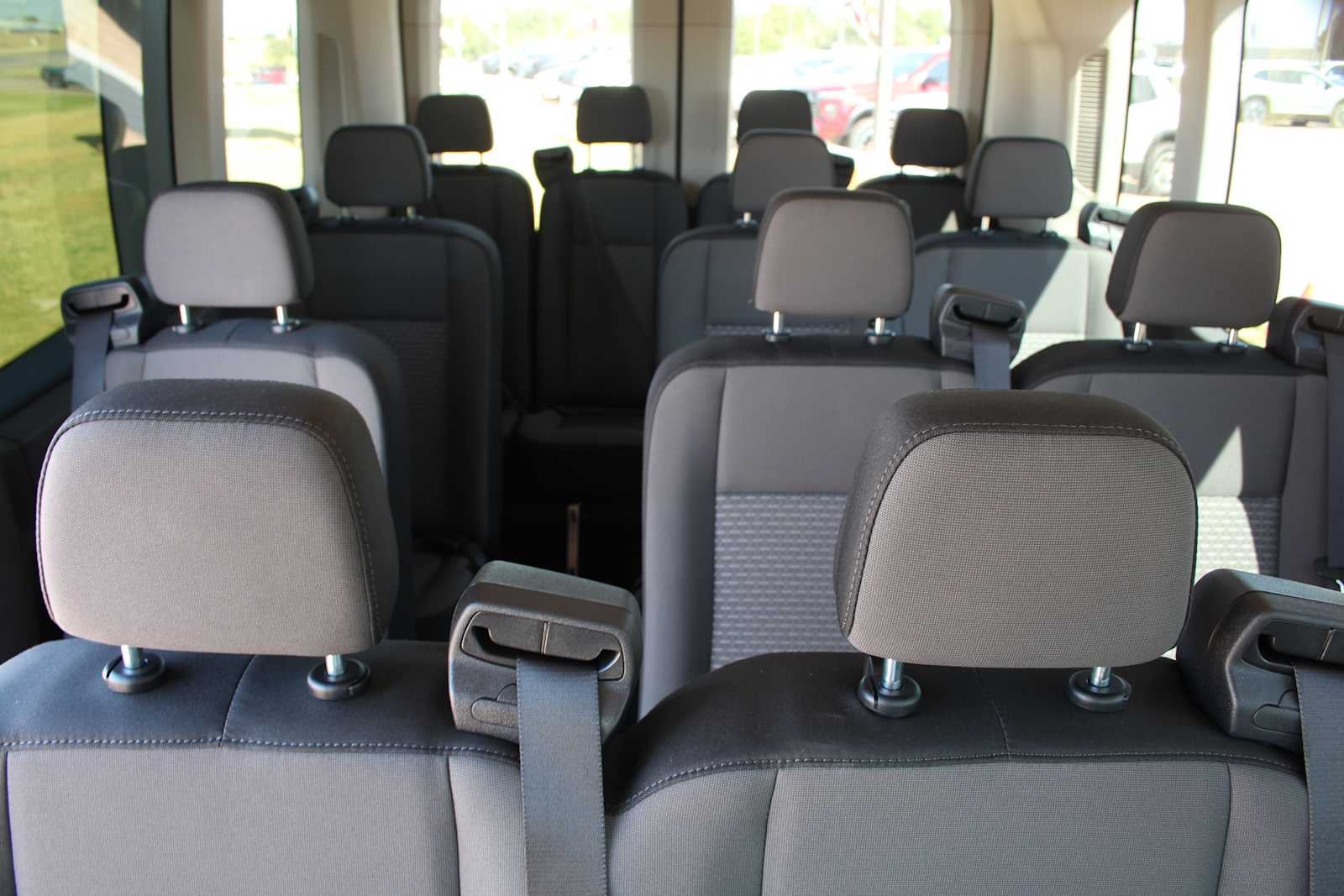 2026 Ford Transit Passenger Wagon XL