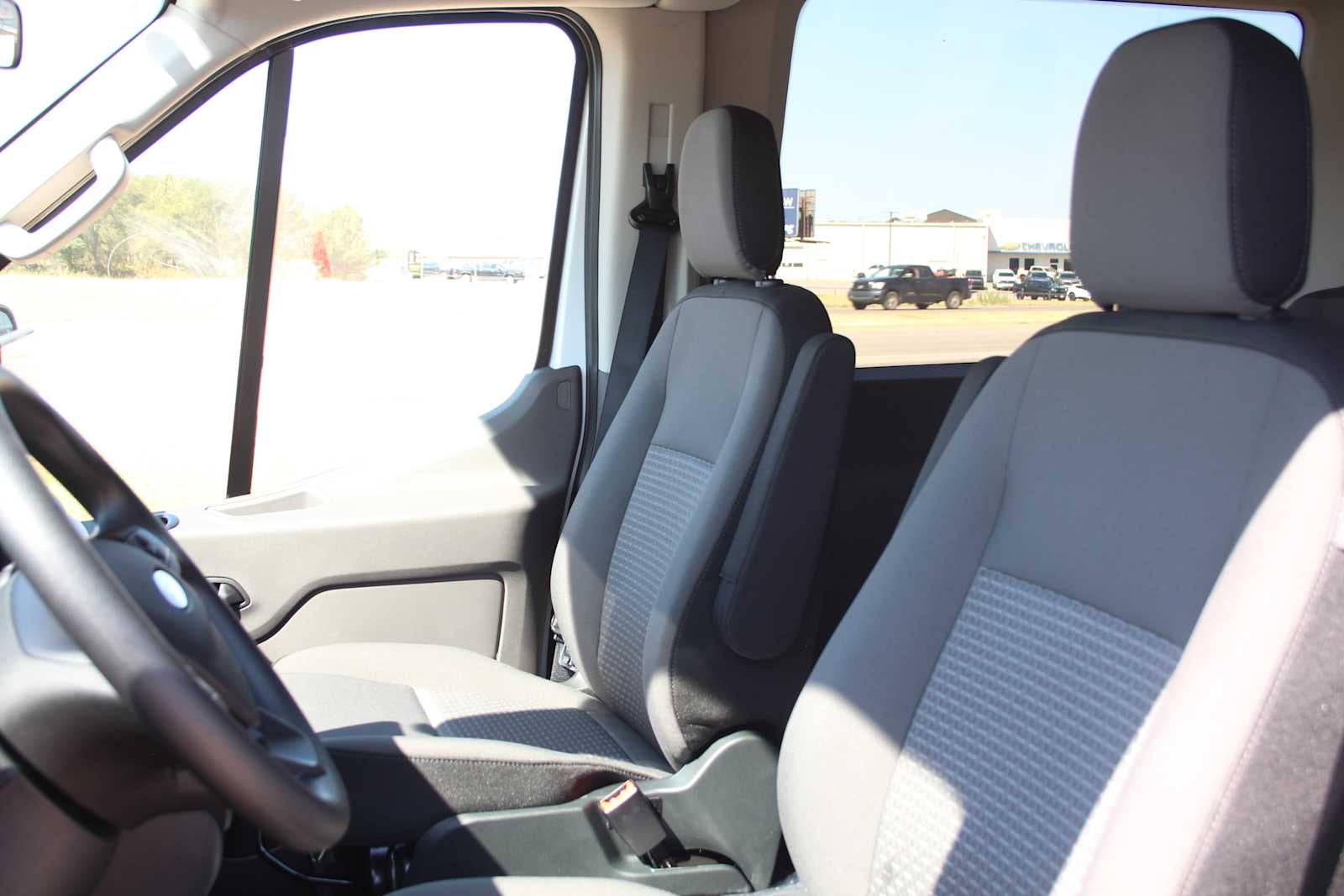 2026 Ford Transit Passenger Wagon XL
