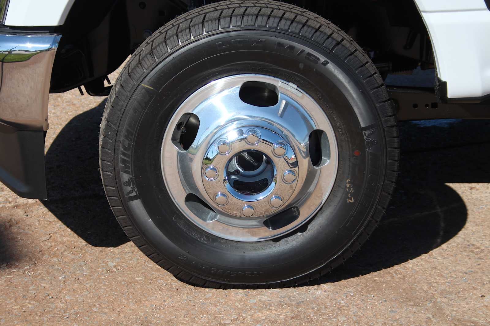 2026 Ford Super Duty F-350 DRW Chassis Cab XL
