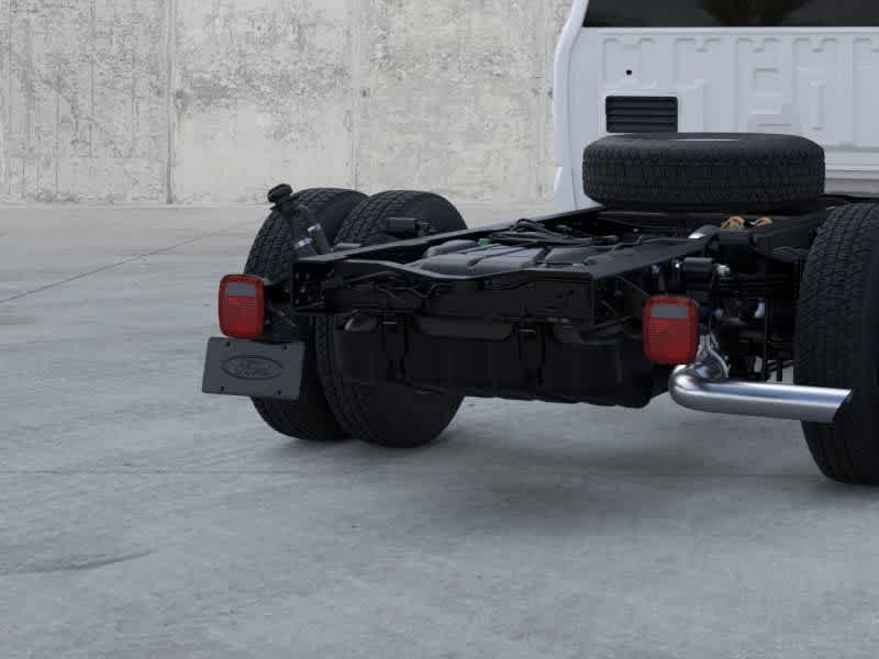 2026 Ford Super Duty F-350 DRW Chassis Cab XL