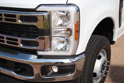 2026 Ford Super Duty F-350 DRW Chassis Cab XL