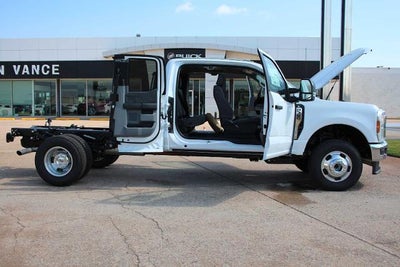 2026 Ford Super Duty F-350 DRW XL